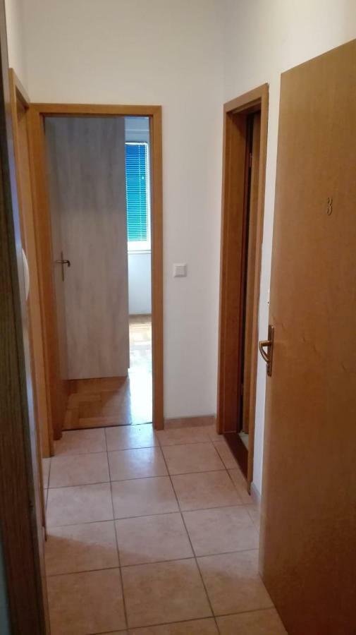 Apartmani "Radi" Baška Voda Exterior foto
